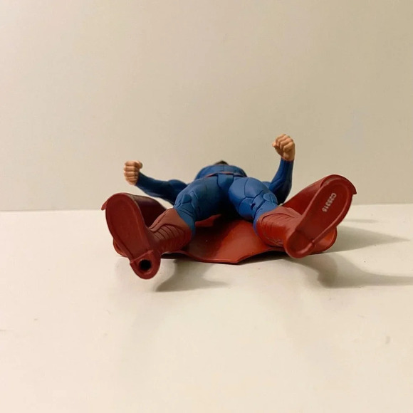 Superman DC Comics S15 Action Figure 7 Inch Tall Toy - Picture 8 of 11